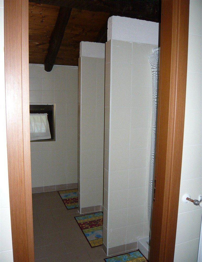 Hostel Rifugio Alpetto Di Torno Sormano Exterior foto