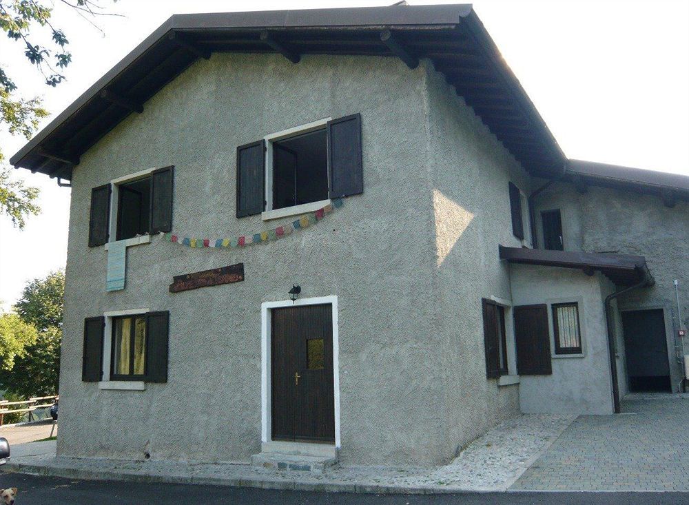 Hostel Rifugio Alpetto Di Torno Sormano Exterior foto