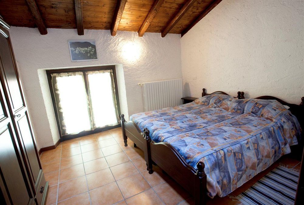 Hostel Rifugio Alpetto Di Torno Sormano Exterior foto
